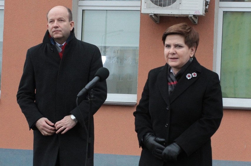 Premier Beata Szydło i minister zdrowia w Radomiu zapowiedzieli normalność w służbie zdrowia