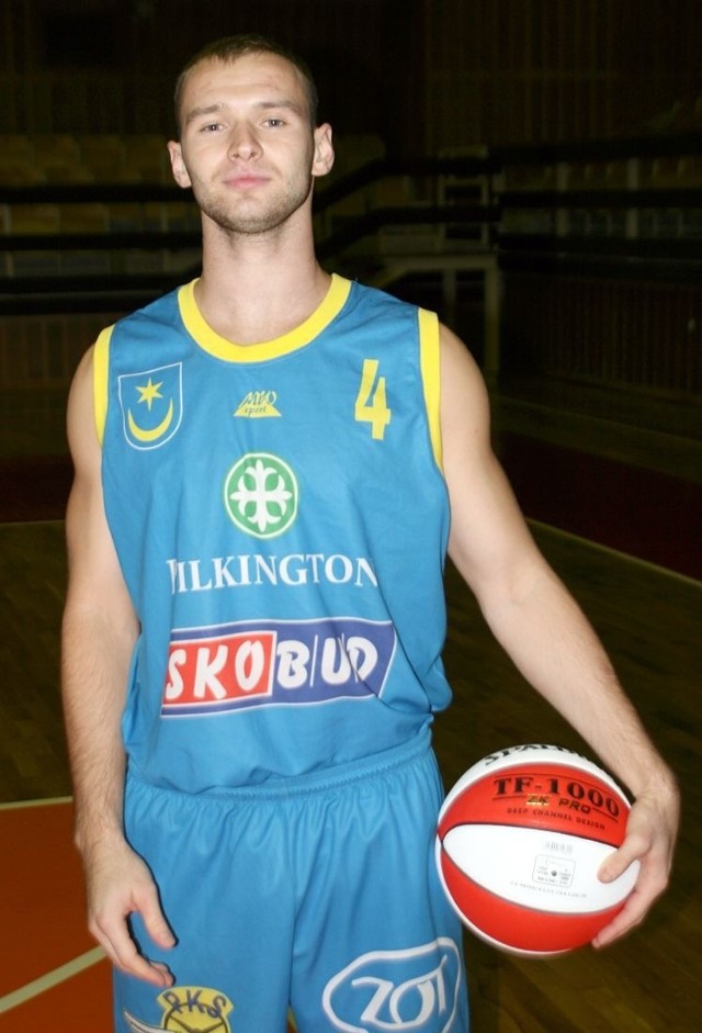 Były koszykarz Siarki Łukasz Grzegorzewski grał w jednej drużynie razem z gwiazdą NBA Marcinem Gortatem.