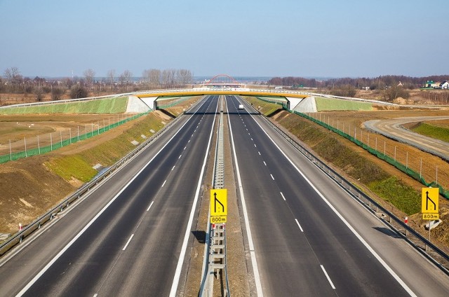 To właśnie S16 została wyznaczona na drogowy łącznik między Via Carpatią, a Via Baltiką.