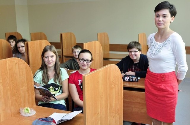 - Staramy się uczyć dzieci w małych grupach &#8211; mówi Anna Falkiewicz, nauczycielka języka niemieckiego w Zespole Szkół Muzycznych w Radomiu.