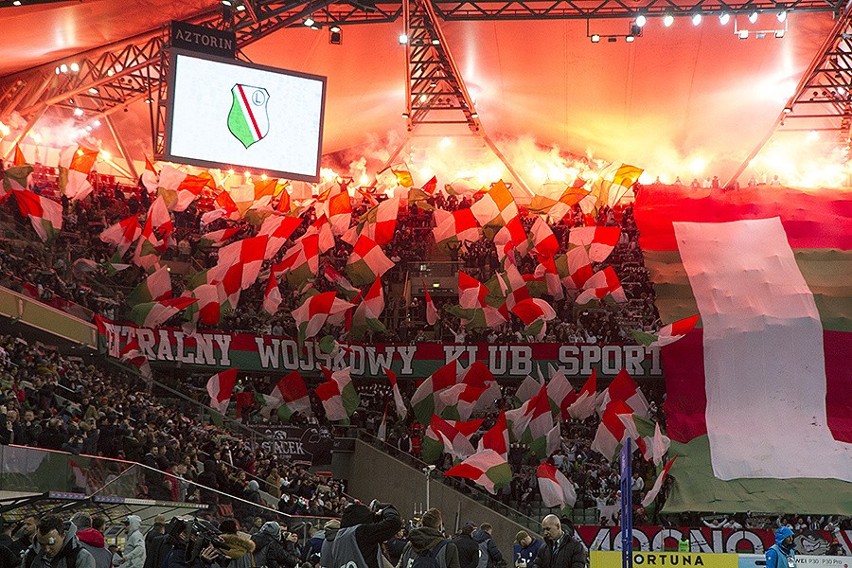 Legia Warszawa po raz ósmy z rzędu wygrała na własnym...
