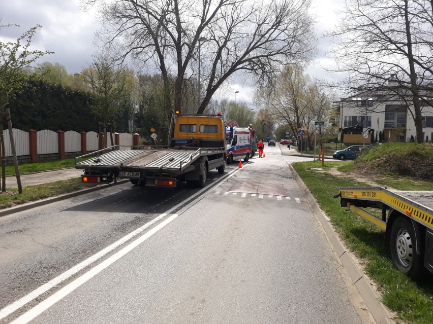 Kolizja na skrzyżowaniu Podbórzańskiej i Maciejkowej w Szczecinie - 16.04.2020