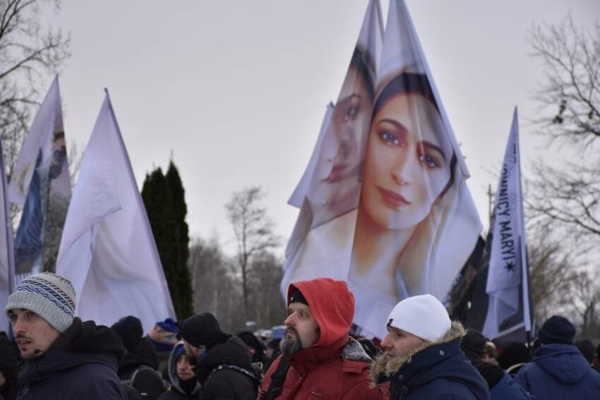 4 tysiące Wojowników Maryi na ulicach miasta. Modlili się za za Ojczyznę