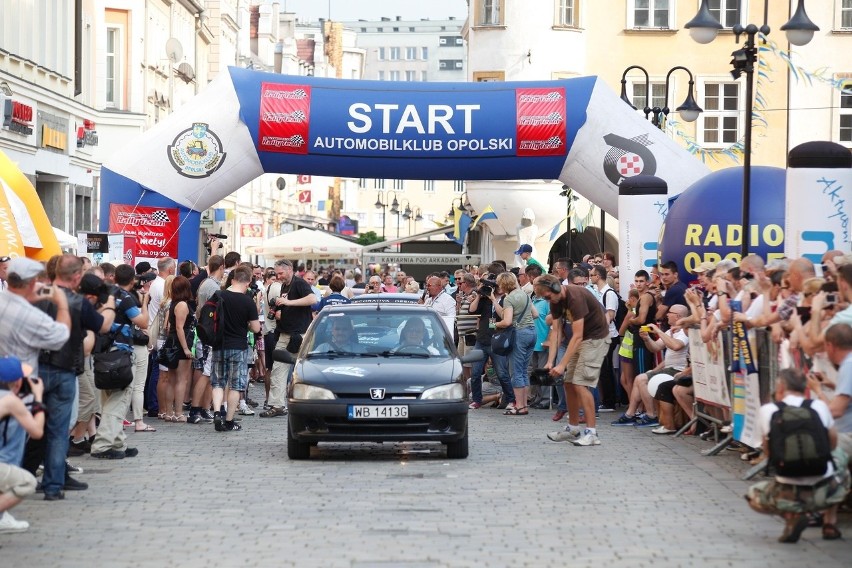 Z opolskiego rynku wystartował 46. Rajd Festiwalowy.