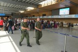 Poznań: Ewakuacja lotniska Ławica. Ktoś pozostawił bagaż bez opieki