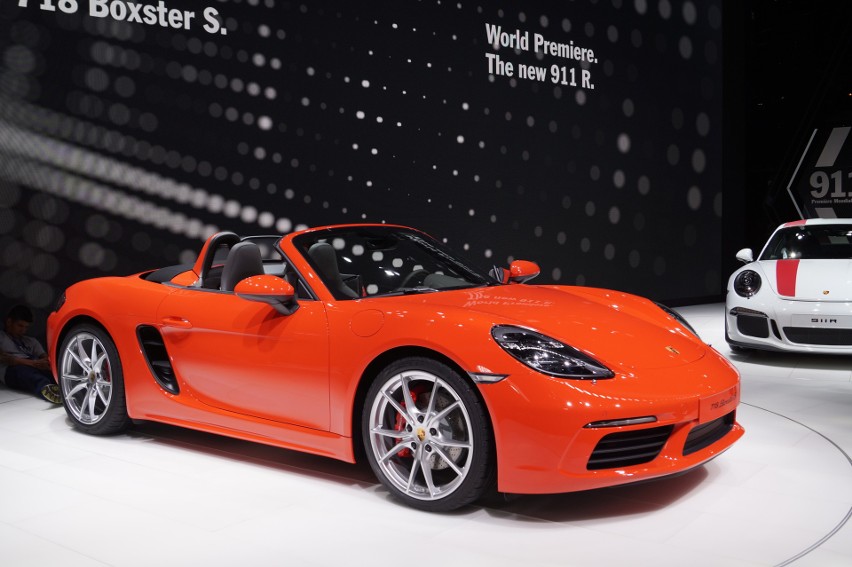 Porsche 718 Boxster...