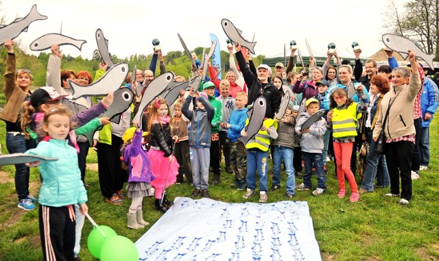 Najpierw sprzątali, potem siedli do biesiady. W tym roku Wielkie Sprzątanie Brzegów Parsęty odbyło się 10 raz. 10 lat temu powstało Porozumienie dla Parsęty.