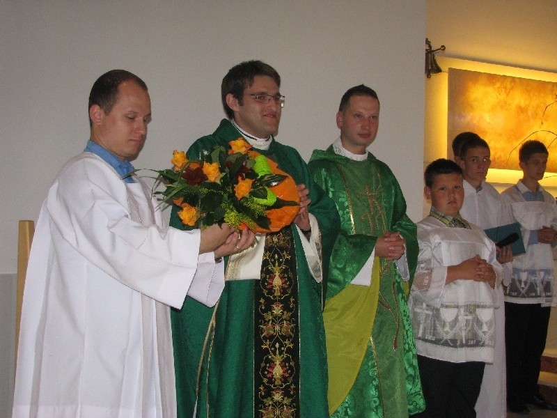 Ks. Marcin Michalak pochodzi z parafii pw. św. Rodziny w...