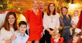 „Nasz nowy dom”. Katarzyna Dowbor spotka się z rodzinami, którym pomogła! Zobaczcie zdjęcia ze świątecznego odcinka „NND”!
