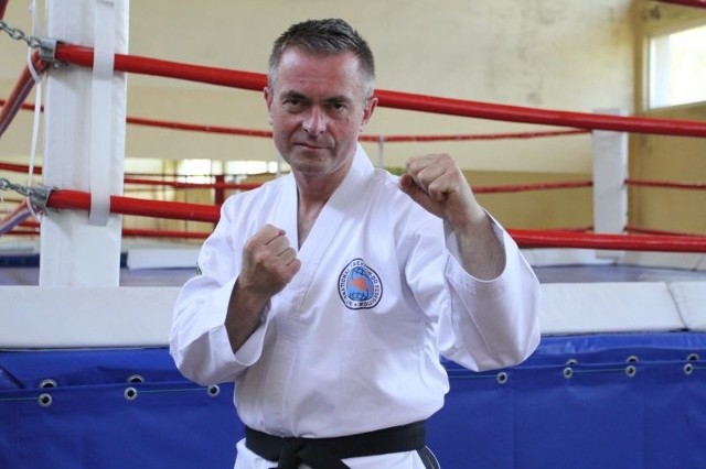 Rajmund Świercz będzie prowadził w klubie Rushh Kielce zajęcia z filipińskiego kalaki i kickboxingu. 