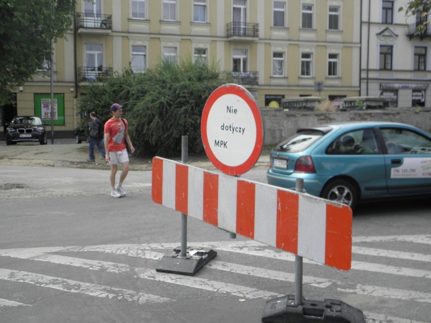 Utrudnienia ruchu w Częstochowie. Zamknięta I aleja NMP