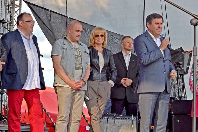 Na festiwalu pojawił się wicepremier Janusz Piechociński oraz gwiazdy telewizyjnego serialu „Ranczo”