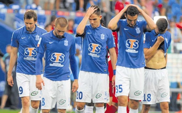 Piłkarze Lecha mają powody, by łapać się za głowy. "Kolejorz" przegrał już czwarty raz w tym sezonie
