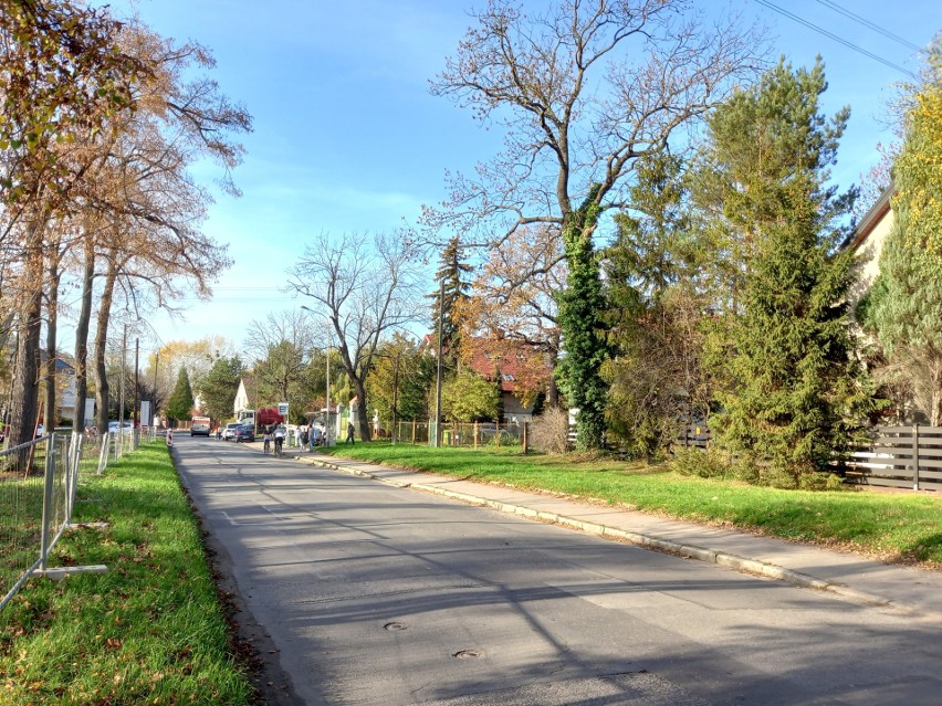 Termin zakończenia prac drogowych na Brochowie zależy od...