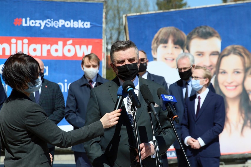 Unijne pieniądze dla Polski: PiS apeluje do posłów opozycji  