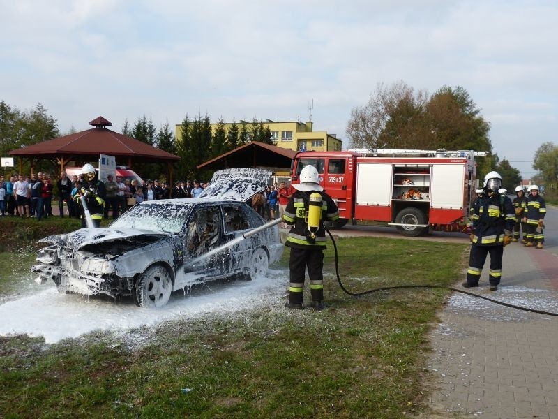 Ćwiczenia straży pożarnej w gminie Staszów