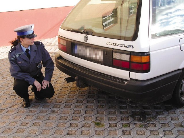 &#8211; Skradzione tablice rejestracyjne mogą posłużyć do kradzieży paliwa na stacjach benzynowych &#8211; mówi starsza posterunkowa Magdalena Cieszyńska. &#8211; Tych, którym skradziono tablice z numerami, prosimy o jak najszybsze informowanie policji.