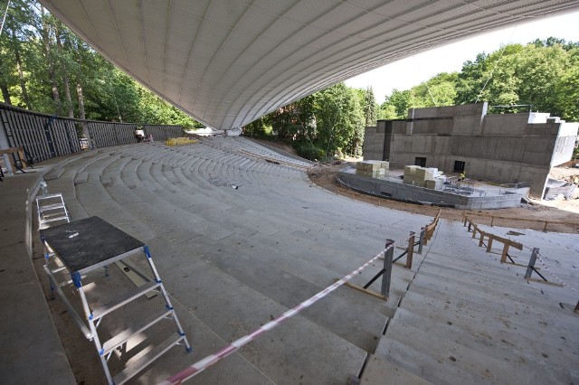 Jedną z realizowanych inwestycji jest gruntowana modernizacja koszalińskiego amfiteatru.