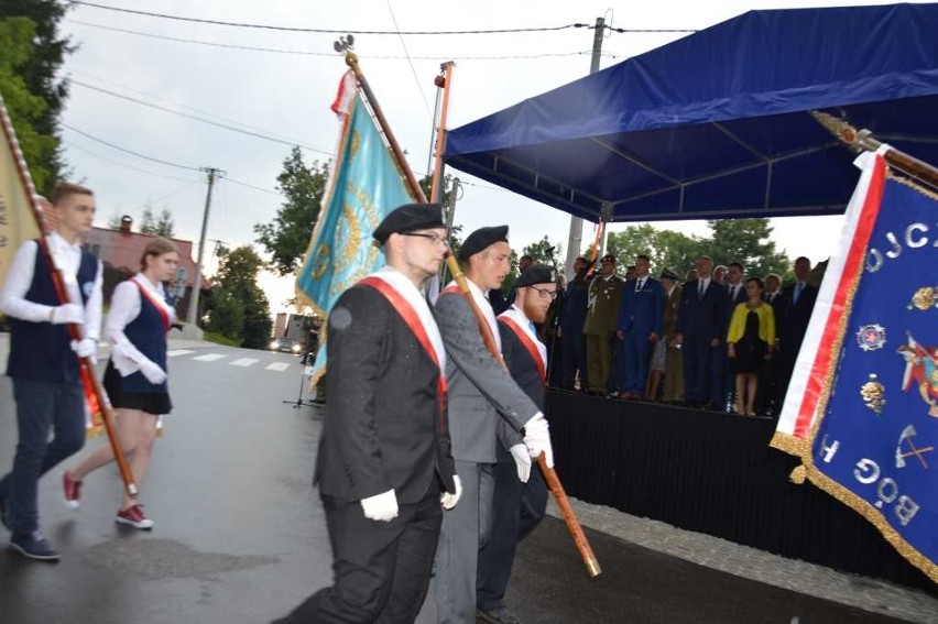 Jurczyce. Andrzej Duda wziął udział w odsłonięciu pomnika gen. Hallera [ZDJĘCIA]