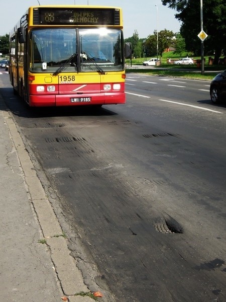 Każdorazowe zatrzymanie autobusu na przystanku to nowe...