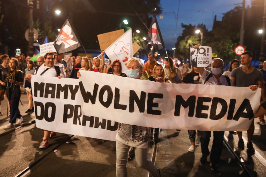 Czwartkowy protest pod siedzibą PiS przy ul. Retoryka