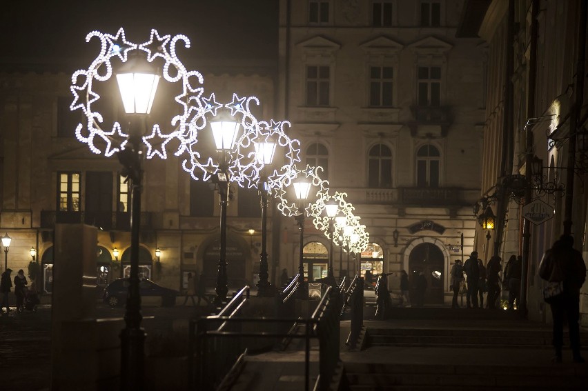 Świąteczna iluminacja rozświetliła Kraków [ZDJĘCIA]