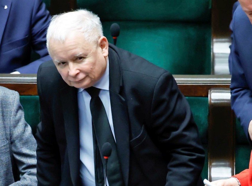 Kaczyński w piątek będzie zeznawał przed komisją śledczą ds....