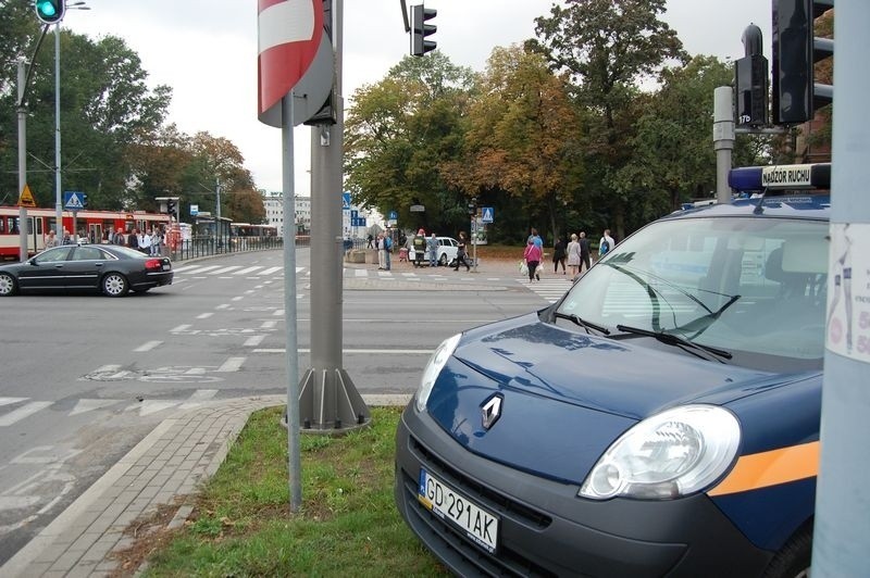 Zderzenie tramwaju z samochodem na Hucisku