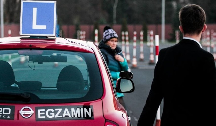 Sprawdzamy wyniki zdawalności w toruńskich szkołach nauki...