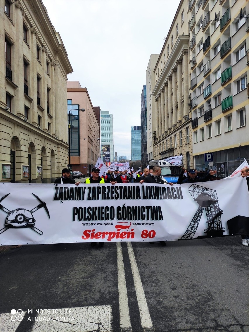 Jak zapowiadają związkowcy, nie był to ich ostatni protest w...