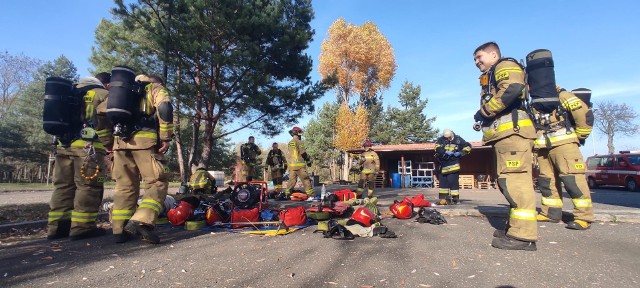Trzydziestu sześciu strażaków podnosiło na kursach swoje kwalifikacje