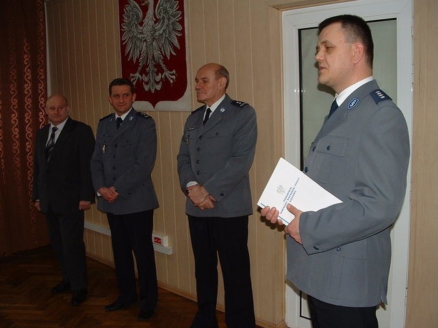 Komendant Wojewódzki Policji w Rzeszowie powierzył obowiązki komendanta miejskiego młodszemu inspektorowi Bogusławowi Kani (pierwszy z prawej).