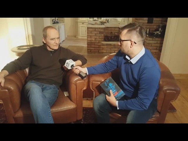 Adam Szaja rozmawia z Dominikiem W. Rettingerem o książce pt. "Kommando Puff"