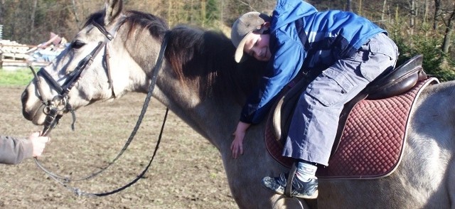7-letni Michał jazdy konnej mało nie przypłacił życiem.