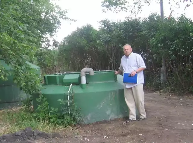 Andrzej Kownacki - na zdjęciu jako dyrektor DPS w Zakrzewie. Przed zwolnieniem go z tego stanowiska.