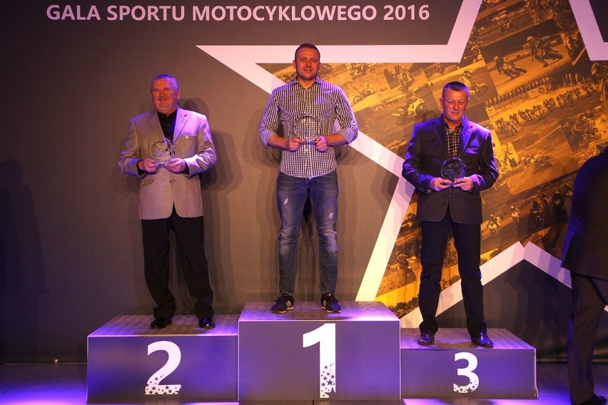 Zawodnicy KTM Novi Korona na gali w Centrum Olim-pijskim