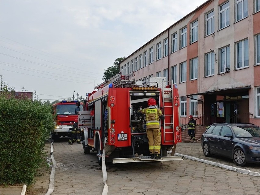 W porozumieniu z Państwową Strażą Pożarną, w Szkole...