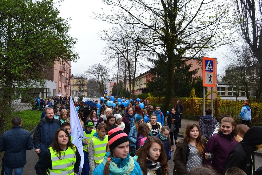 Sosnowiec: ulicami miasta przeszedł Błękitny Marsz [ZDJĘCIA]