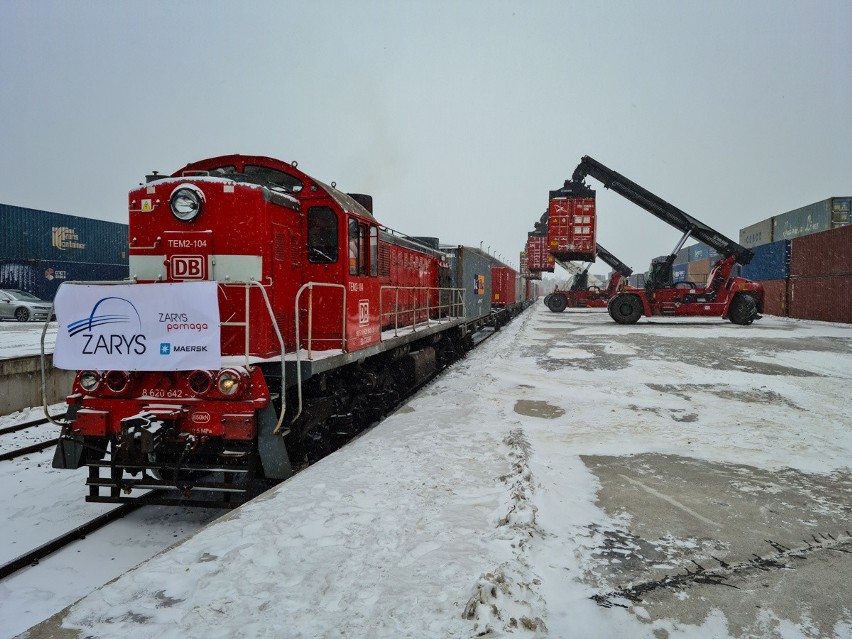 Dwa pociągi z Chin pełne sprzętu medycznego przyjechały do Polski. To wielki transport na zlecenie firmy Zarys z Zabrza