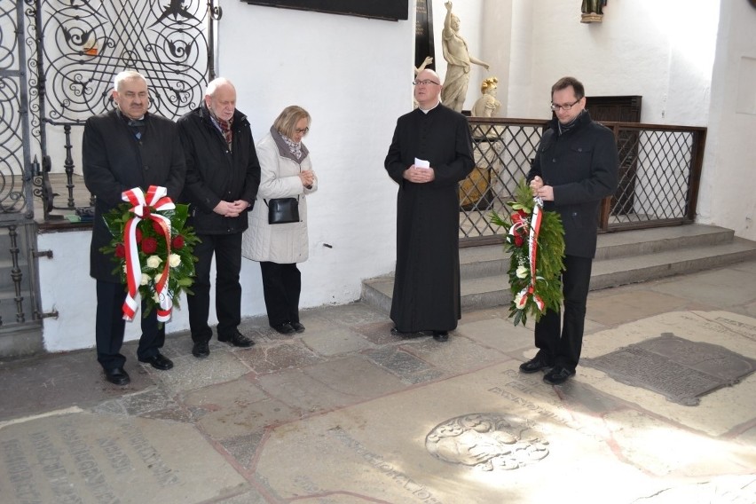 Gdańsk: Hołd dla zamordowanych burmistrzów Konrada Leczkowa i Arnolda Hechta [ZDJĘCIA]