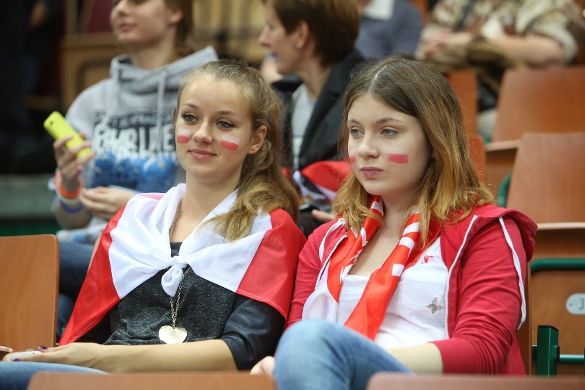 MŚ w siatkówce 2014: Piękne kibicki na trybunach