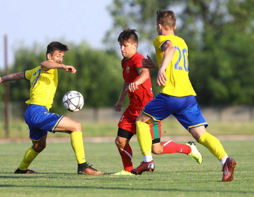 Unia Skierniewice z Pucharem Polski. W finale pokonała Lechię Tomaszów FOTO