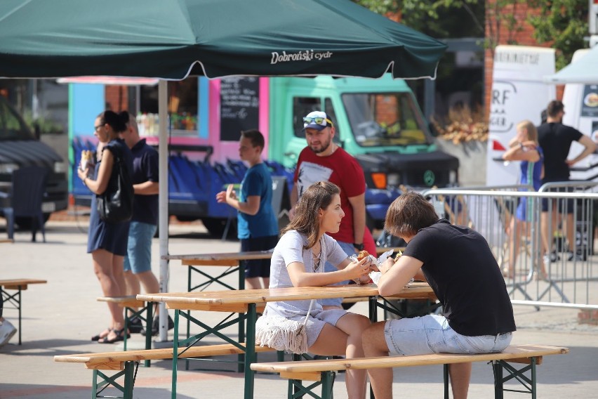 Ogrody Geyera: Zlot Foodtrucków, kiermasz rękodzieła i charytatywna zbiórka na ratowanie chorego dziecka