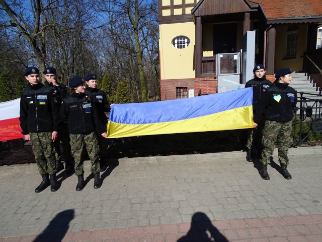 Dokładnie po miesiącu od rozpoczęcia agresji Rosji na Ukrainę dziś (24.04.2022) w Chełmnie zaplanowano marsz solidarności