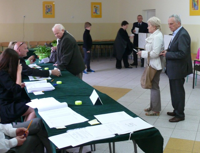 Lokal wyborczy w Szkole Podstawowej numer 4 w Stalowej Woli.
