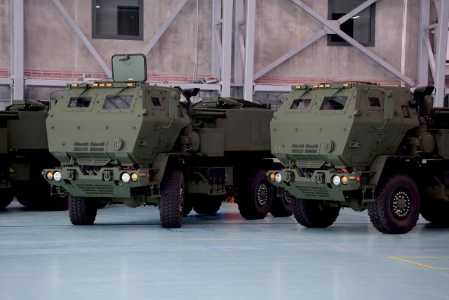 Minister Obrony Narodowej zatwierdził 3 nowe umowy na opracowanie i dostarczenie Siłom Zbrojnym RP nowych pojazdów. Zdjęcie ilustracyjne.