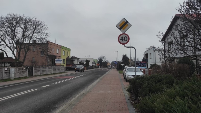 Oznakowanie skrzyżowania ulic Nowaczyka, Kusocińskiego i...