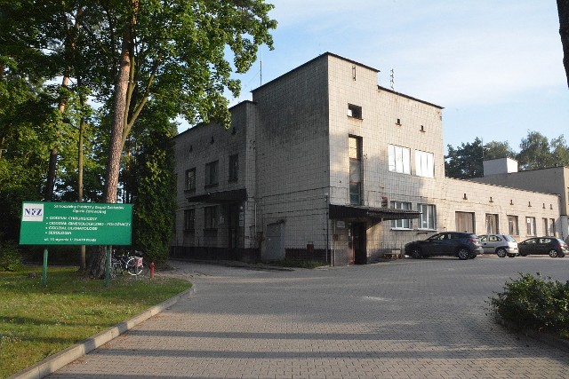 Budynek pionkowskiego szpitala przy ulicy Niepodległości nie będzie remontowany.