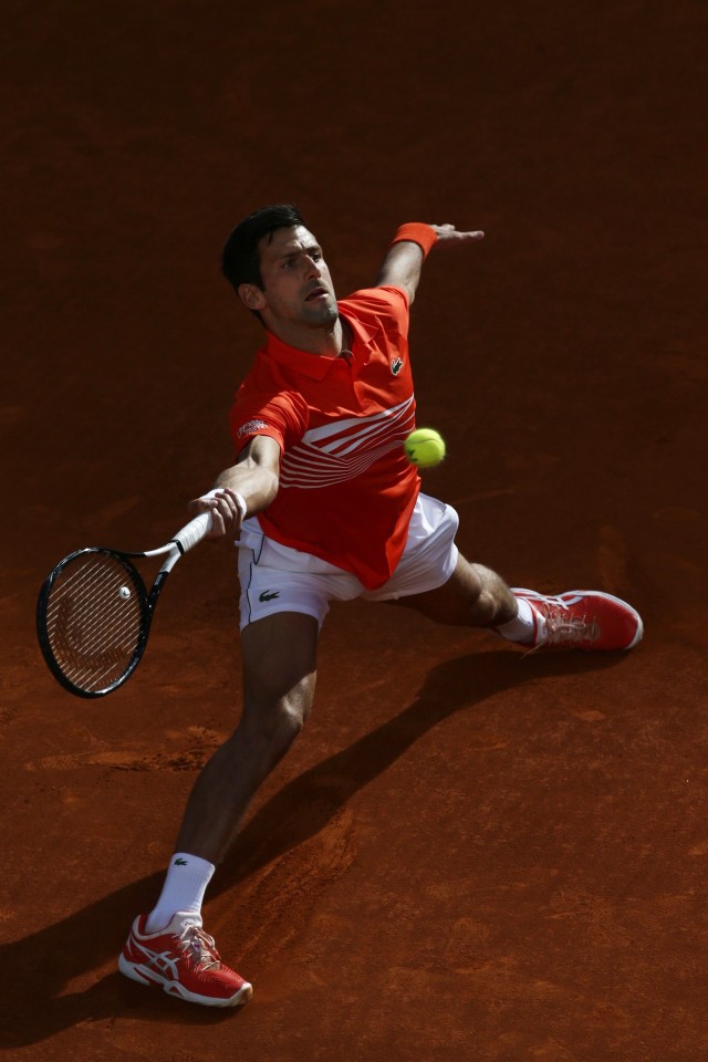 Novak Djokovic wygrał imprezę w Paryżu w 2016 r.