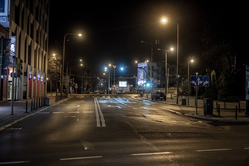 Cztery lata temu Poznań opustoszał. Po ogłoszeniu pierwszych...